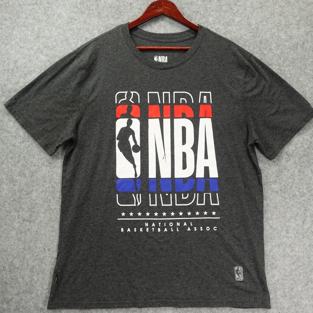 NBA Graphic T Shirt Men L Gray Charcoal Logo Spell Out Basketball Streetwear Tee